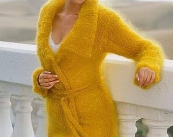 Damen Gelbe Mohair Strickjacke handgemacht / auf Bestellung