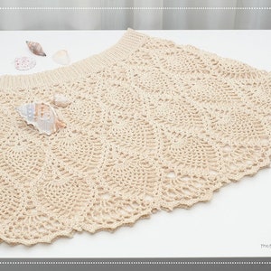 Korte rok in beige kleur