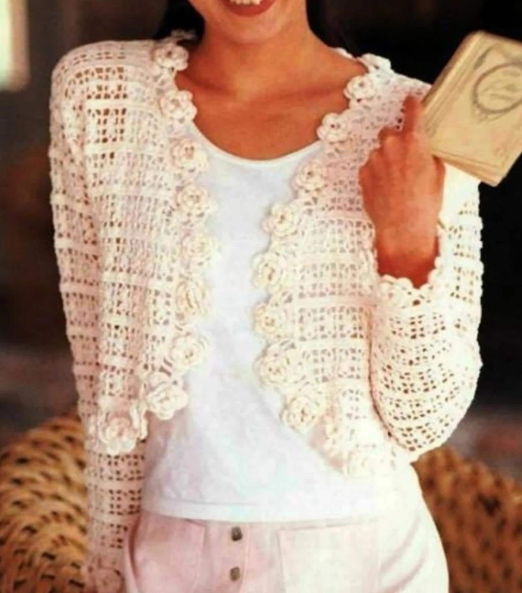 Jachet with small roses made crochet ,Ladies White Short crochet Vest Wedding Bolero crochet / custom
