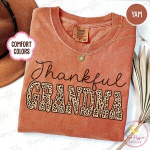 Maglietta &quot;Grateful Grandma&quot; di Comfort Colors®, regalo del Ringraziamento per la nonna, graziosi regali autunnali, maglietta autunnale per la nonna, regali per la futura nonna S04263