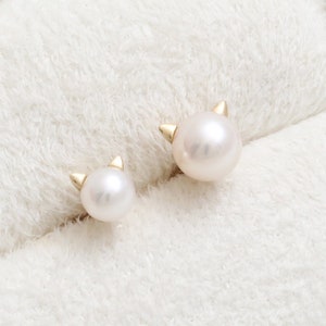 14K 18K Solid Gold 4mm or 5mm Fresh Water Pearl Kitty Cat Ear Stud, Tragus, Helix, Conch, Lobe, Cartilage, Piercing Earring- 16G, 18G/ 1qty