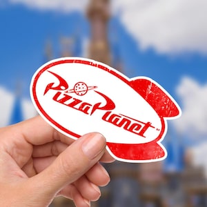 Disneyy Toy Story Pizza Planet Buzz To Unendlich und Darüber hinaus Jahr Disney Laptop Aufkleber Planer Briefpapier Aufkleber Wasserflasche BuzzlightYear