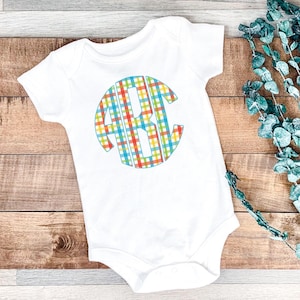 Baby-Sommer-Monogramm-Strampelanzug, Jungen-Sommer-karierter Monogramm-Strampelanzug, Preppy-Jungen-Monogramm-Strampelanzug, Monogramm-Baby-Sommer-Shirt
