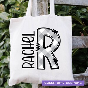 Sac fourre-tout personnalisé à monogramme, sac fourre-tout avec nom pour enfant, sac fourre-tout à carreaux avec nom, cartable avec nom personnalisé, sac cadeau cadeau, sac fourre-tout lecture d'été