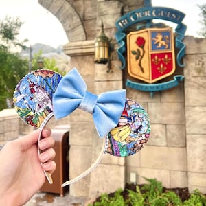Orejas de vitral, orejas de ratón de La Bella y la Bestia, orejas de Mickey de Bella, orejas de Minnie &quot;Sé nuestro invitado&quot;, orejas de terciopelo azul, vacaciones familiares de Disney