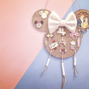 Disney inspirierte Pinnwand - Disney Home Dekor - Pin Trading Board - Micky Pinnwand Pinnwand - Minnie Pinwand Kunst - Disney Geschenke