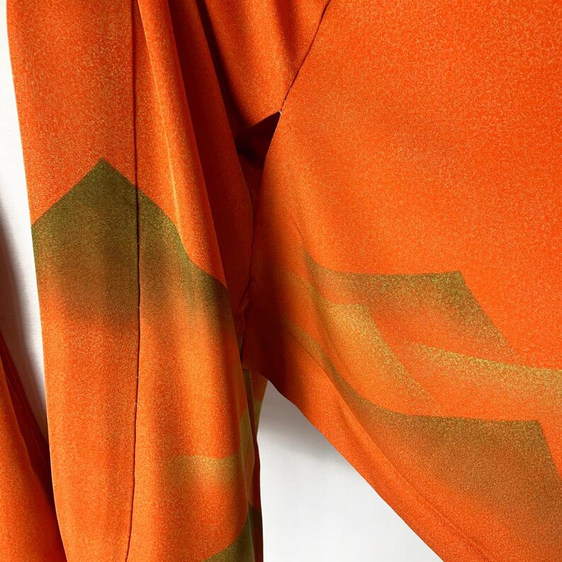Japanese A073002 Un tailored Orange haori Kimono Vintage