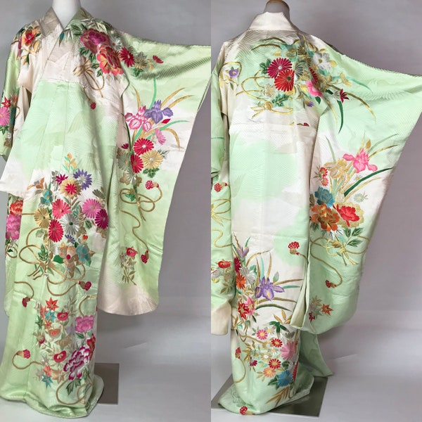 Very Gorgeous F110202 Embroidery Furisode Kimono Vintage Made In Japan