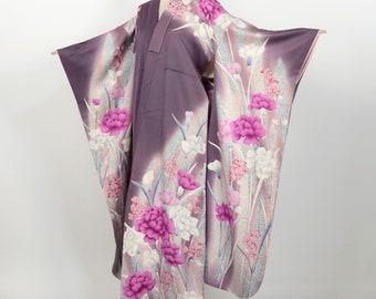Kimono / Elegant and Beautiful Japanese Vintage Furisode / dress / robe / 245133