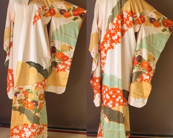 Kimono / Japanese Retoro Furisode Kimono With Flaws / dress / robe / fabric / MS082502