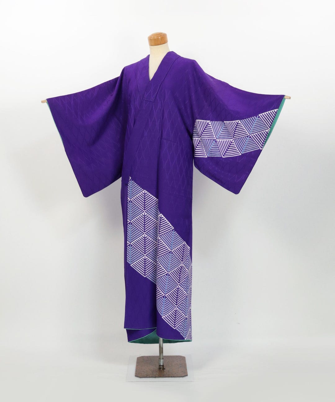 Kimono / Men's Vintage Dance Kimono With Pine Pattern & Tatewaku