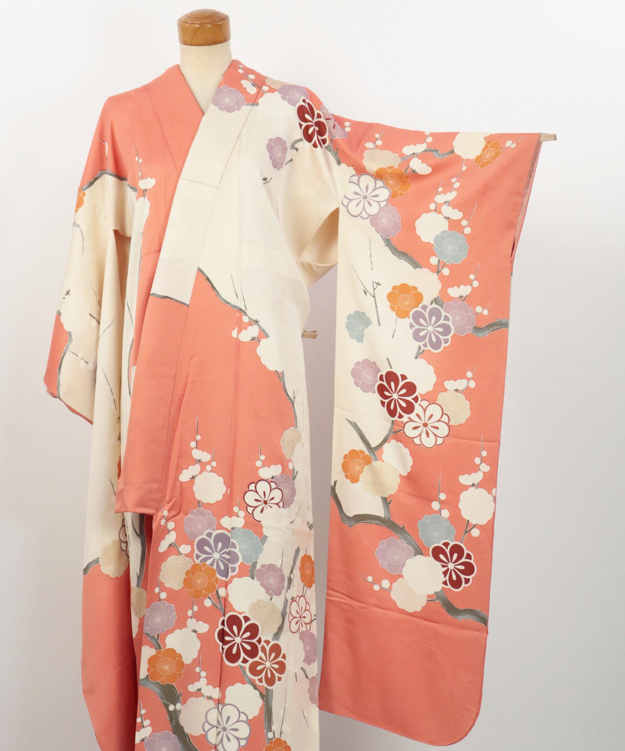 Kimono / Vintage Furisode Kimono With Plum Blossoms, Yuzen-dyed