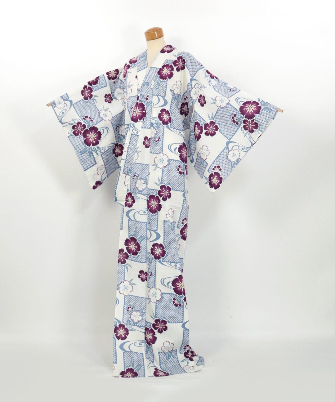 Kimono / Elegant Cotton Yukata Floral, Flowing, Water, Kanoko