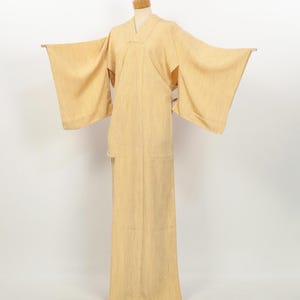 Kimono / Japanese Vintage Silk Komon with Subtle Woodgrain Motif / 2506176