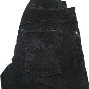 ヴィンテージ Nudie Jeans Co Thin Finn ダークコールドブラック W32 L34 フィット W29-30 L31.5 スリムフィット、スキニー、ジップフライ、素晴らしいコンディション デザイナーカジュアル
