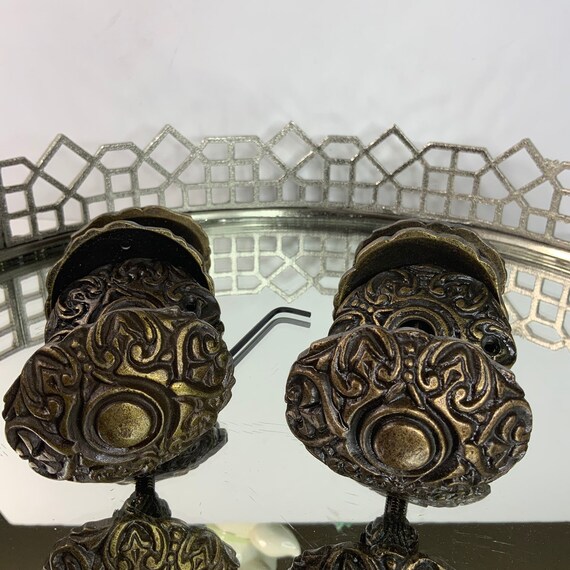 2 Victorian Style Door Knobs Antique Bronze Color Lot Of 2 N6