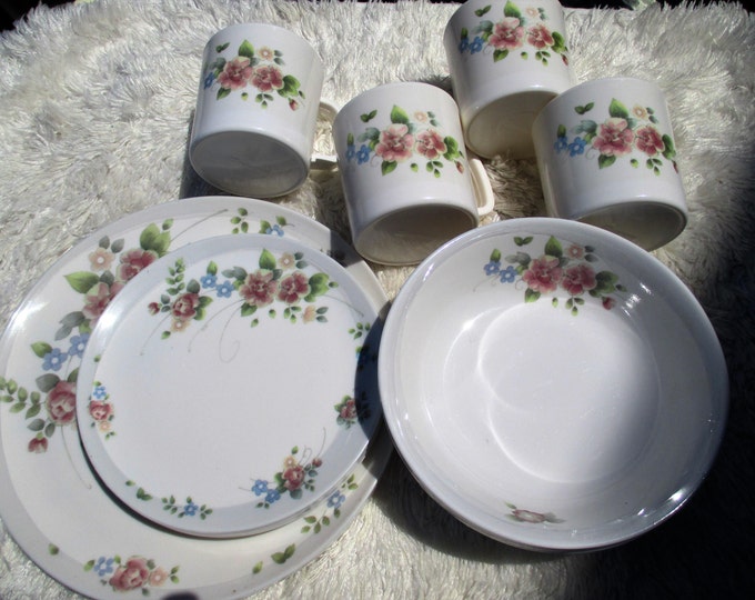 Pfaltzgraff Tea Rose Melamine melmac 16pc. Set..service for 4 Cira 1985