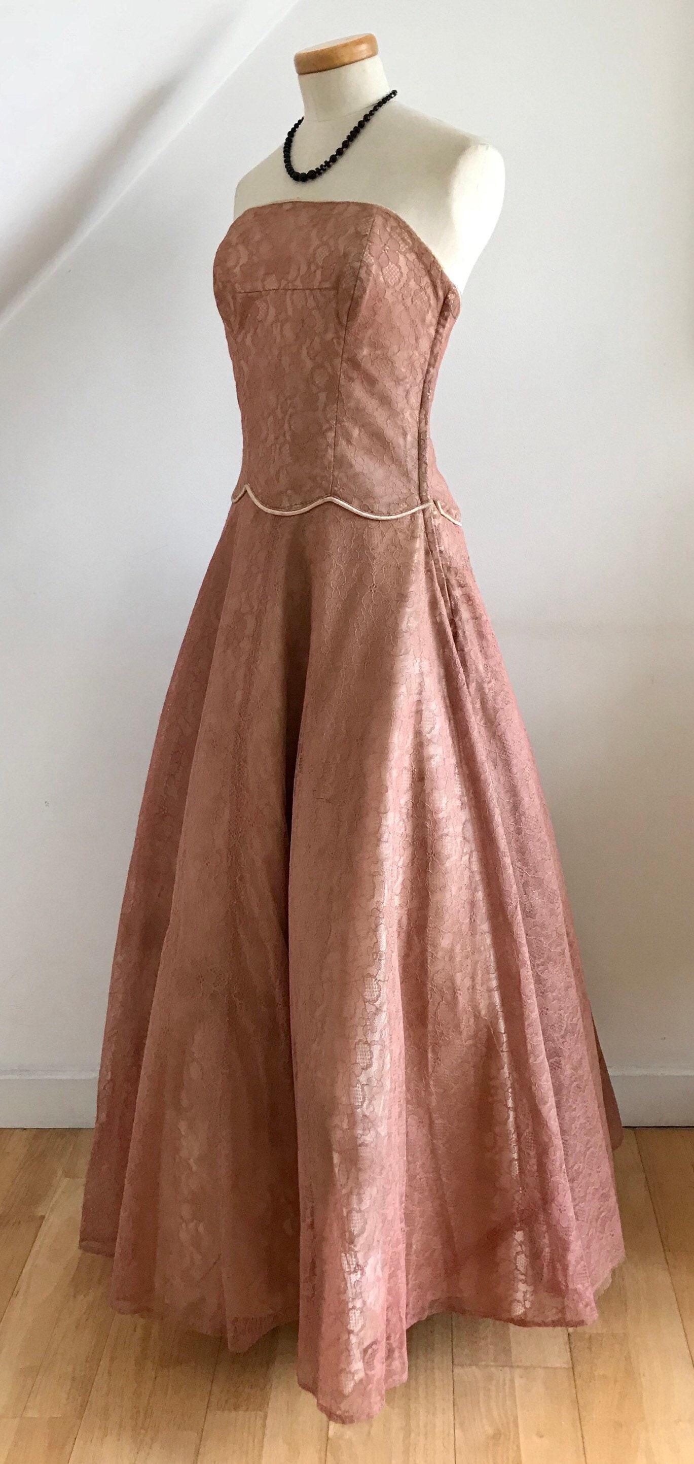 Vintage 1930s Ball Gown Art Deco Cocktail Dress Chantilly Lace Gold — free download