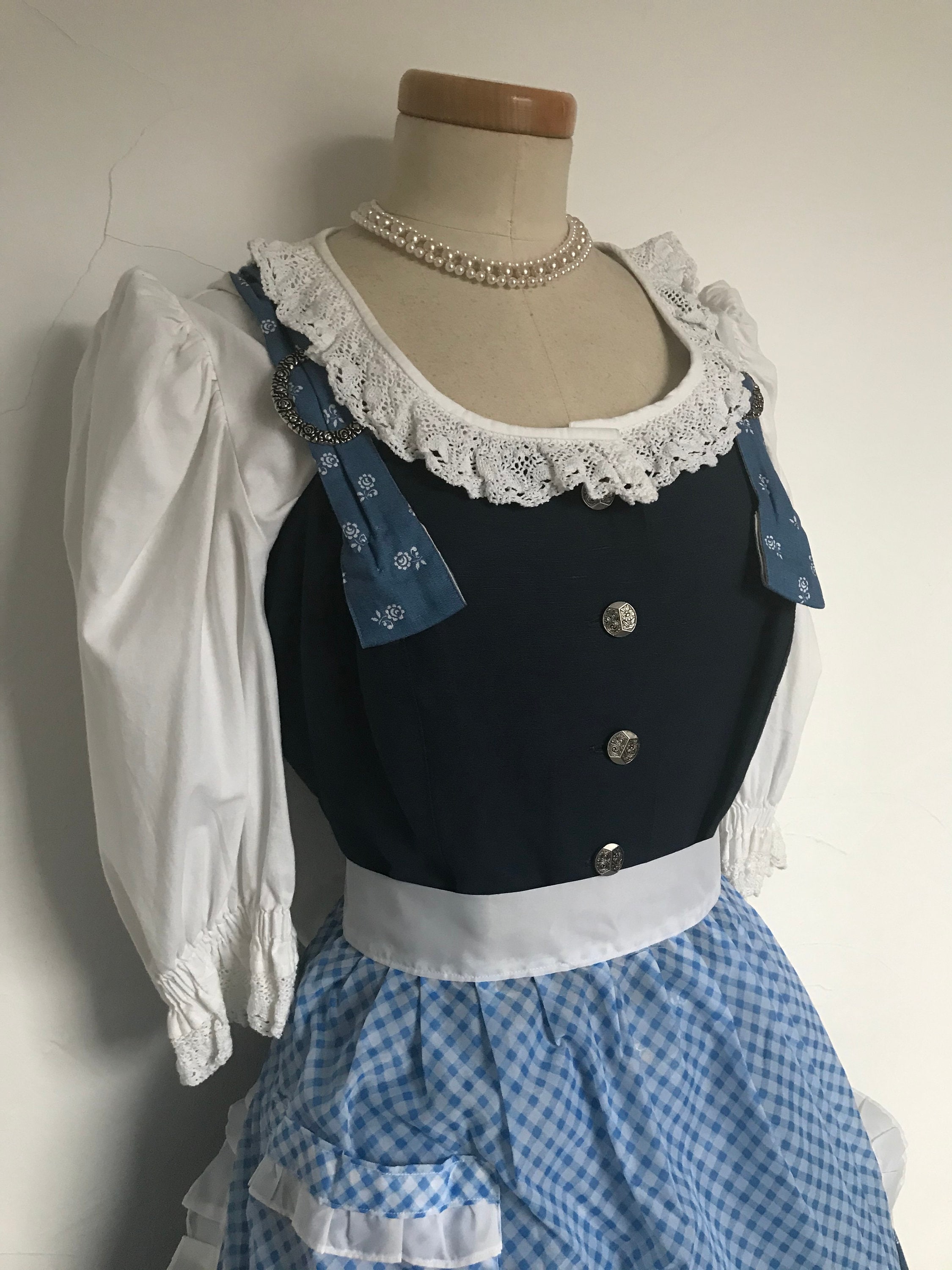 genuine dirndl