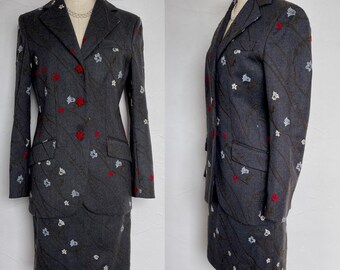 Vintage Moschino Grey Virgin Wool Suit Stunning Embroidery Classic Italian Unworn