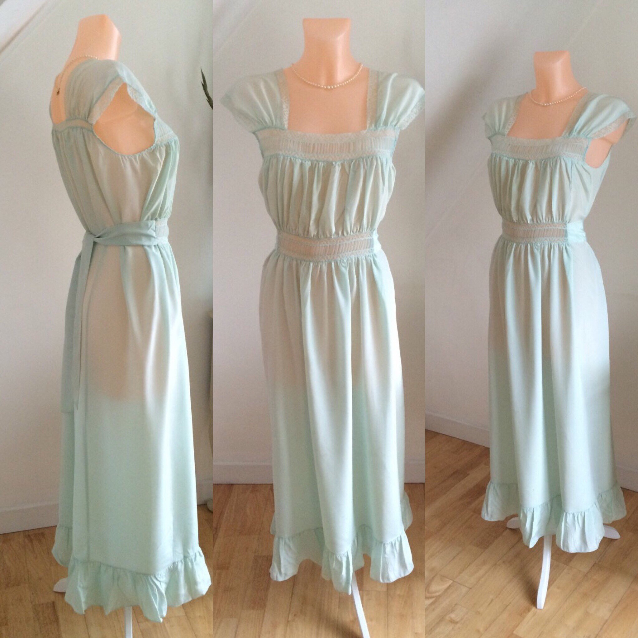 Vintage 1950s Nightgown Robe Lacy Lingerie Silky Rayon 50s Pinup Fashion