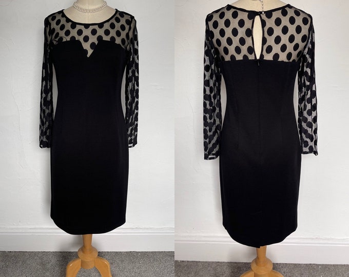 Stunning 1980s Classic Wiggle Dress Lace Inserts Fabulously Chic LBD UK10