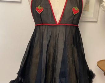 Vintage 60s Baby Doll Lingerie Black Halter-neck Red Strawberries Frothy Luxurious Gosamer Nylon 14