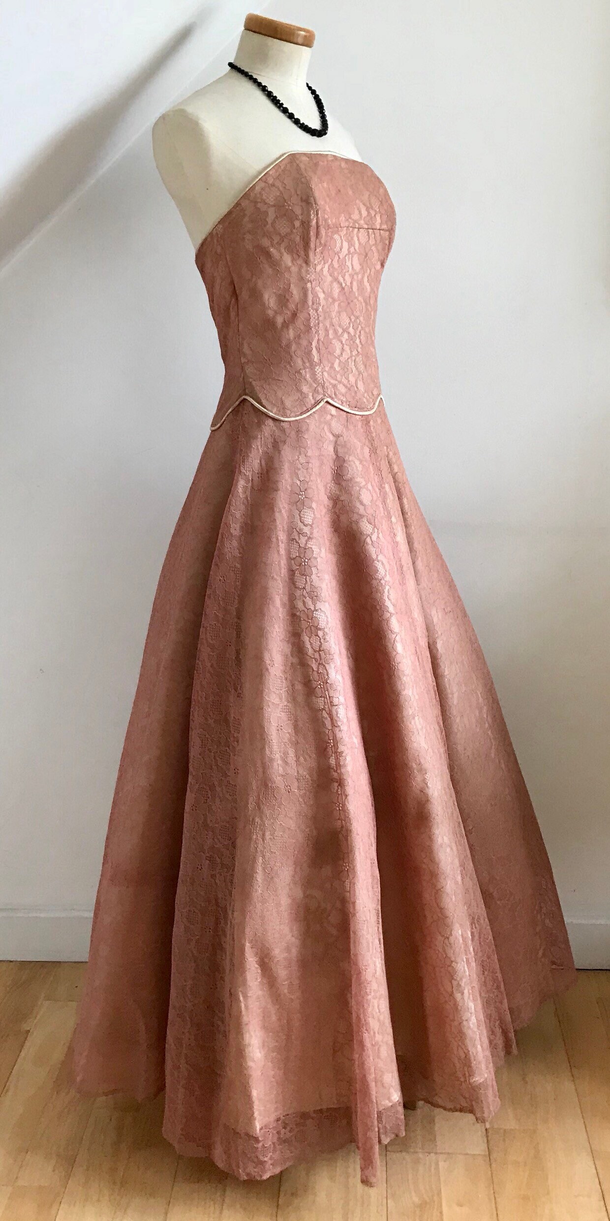 Vintage 1930s Ball Gown Art Deco Cocktail Dress Chantilly Lace Gold