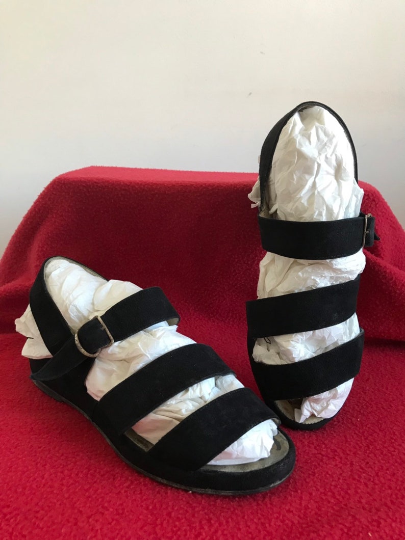 Vintage 1950s Wedge Heeled Sandals Black Suede Strappy 50s Italian Bombshell