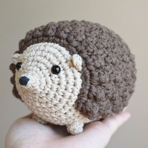 PATTERN: Honey the Hedgehog, Crochet Animal Pattern, Toy, Amigurumi image 3
