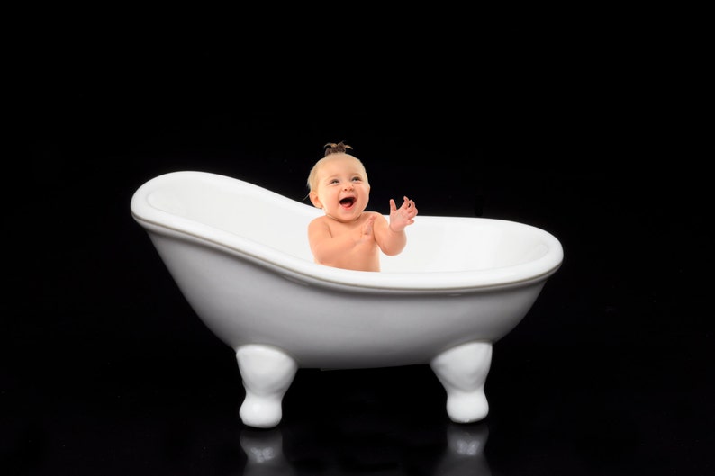 Bathtub, Bathtub, With Curve, Bath Tub Background, White Bath Tub Prop
