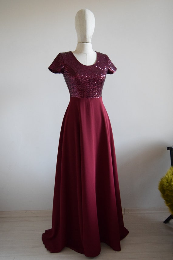 white christmas dresses Ever-Pretty Sequined Bodice Backless Evening Dress with V-Neck and Tulle Skirt main image 0