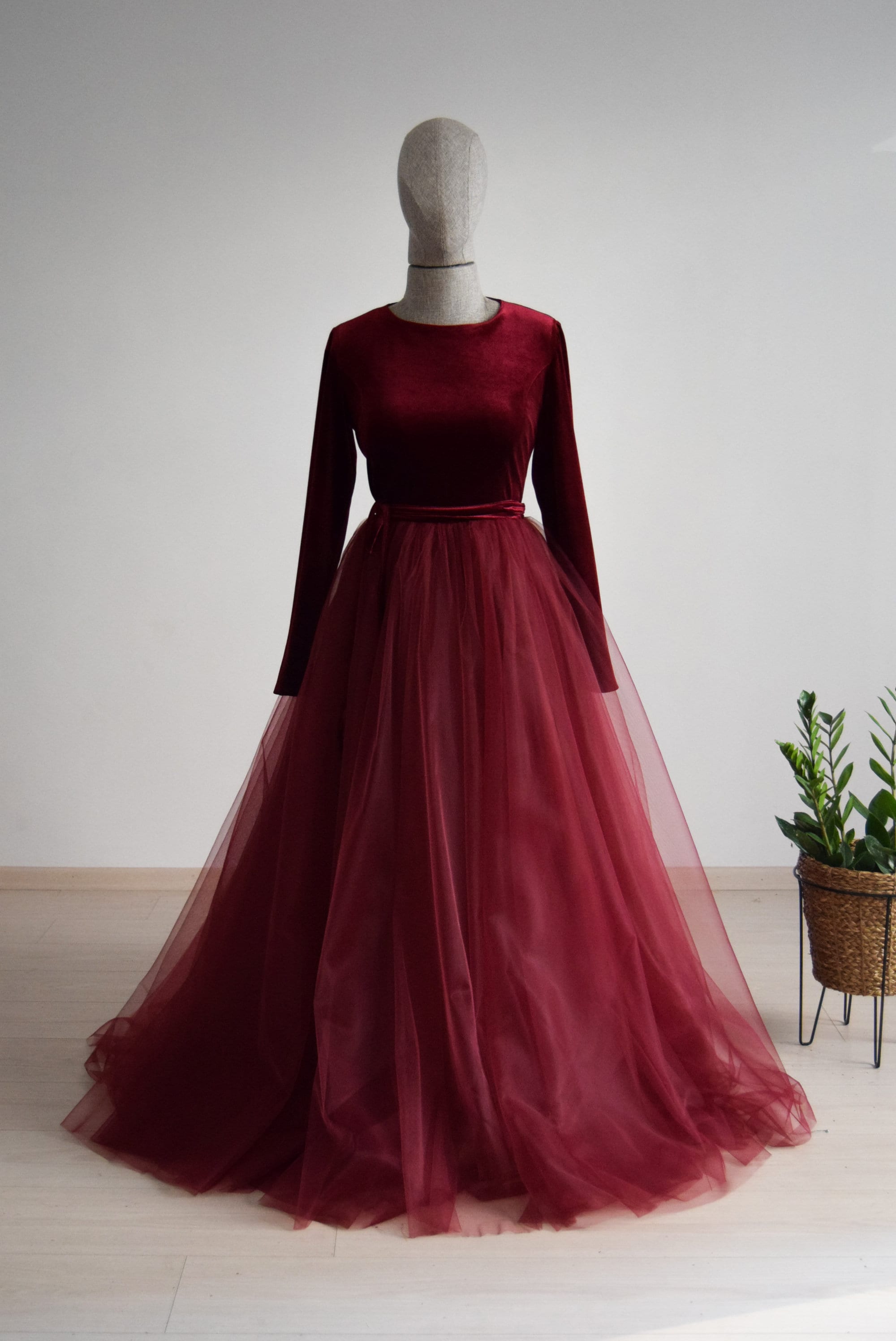 スーツ・フォーマル・ドレス SOUFFLE SLEEVE VELOUR DRESS Amazon.com: SYYS Ruffle Sleeve Velvet Bridesmaid Dresses