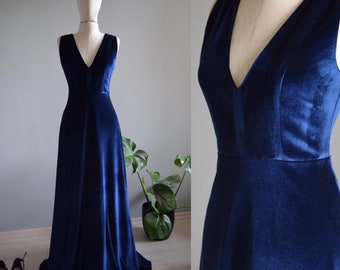 Made To Measure Blue Velvet Bridesmaid Dress For Women, Deep V Open Back Fully Lined Navy Blue Wedding Party Dress / Bridesmaid Dress