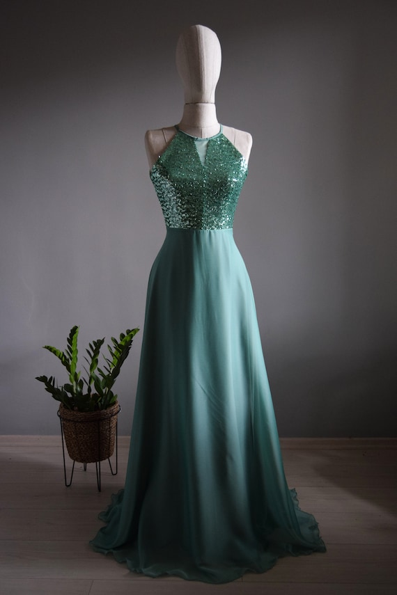Beautiful green prom dresses online