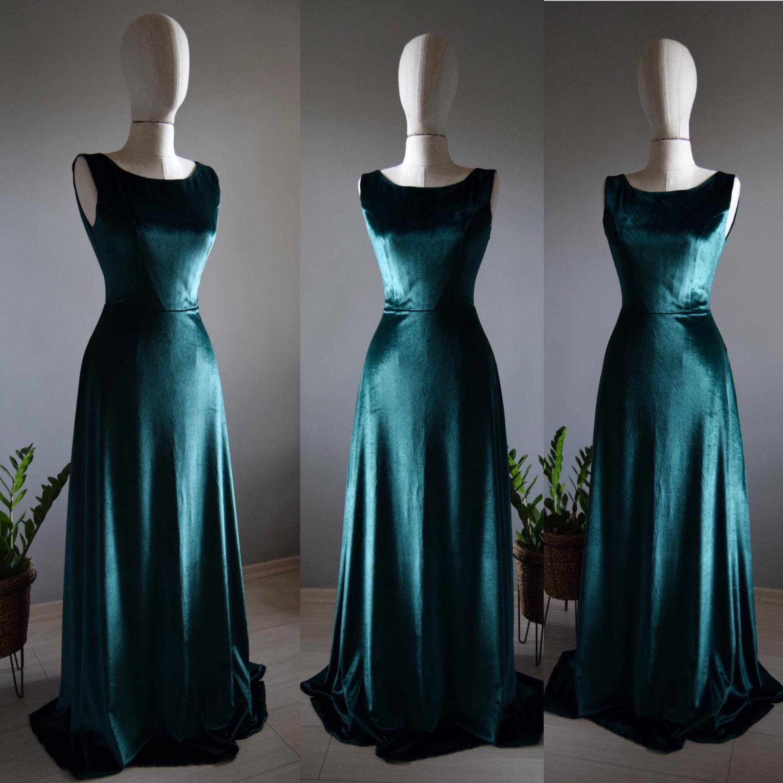 2022 Velvet Bridesmaid Dress in Emerald 