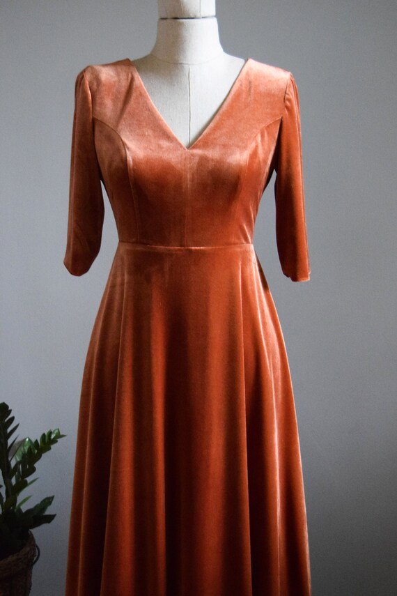 Luxe Velvet Bridesmaid Dress: Rust Copper Deep V-neck Wedding Gown - Etsy  Canada