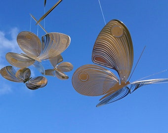 Móvil de mariposas de metal, Arte de mariposas para niños y adultos, Escultura cinética de acero inoxidable de 4 o 6 piezas