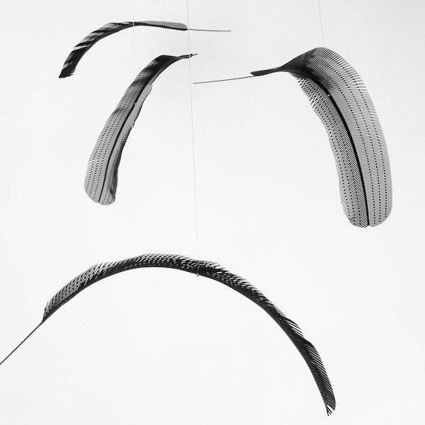 Black feather Mobile, 4 or 6 piece, kinetic feather mobile of metal, wire art kinetic sculpture, minimalist space art