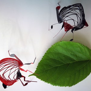 Insect sculpture, Insect miniature, Bug desk decor, Wire art, Made from one piece of flat stainless steel image 6