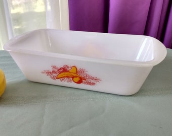 Glasbake Loaf Pan J 522 Milk Glass Loaf Pan 1 1/2 Qt Yellow Red Banana Apple Jeannette Glass RARE Vintage Kitchen