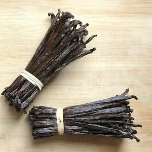 30 Tahitian Extract Grade Vanilla Beans Great for Extraction & Baking (Grade B)