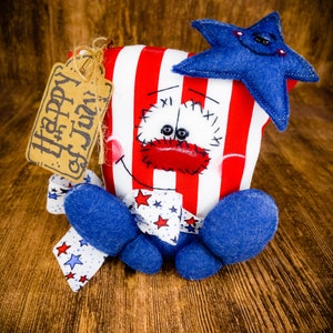 4th of July Decor - 4th of July Primitive - Patriotic Decor - Patriotic Primitive - Wreath Attachment - Table Top Decor - Primitive Decor