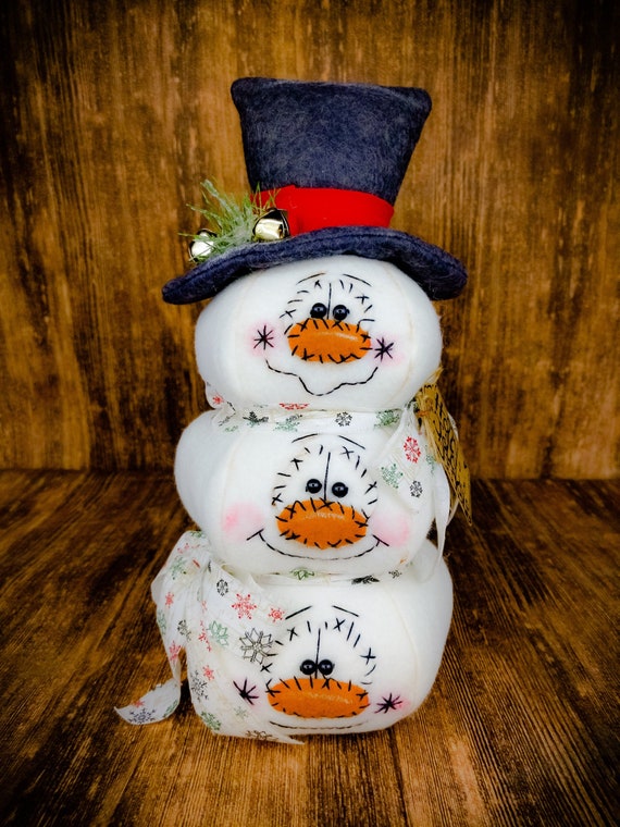 Winter Snowman - Snowball Decor - Snowmen Decor - Christmas Shelf Sitter -  Wreath Attachment - Primitive Decor - Table Top Decor