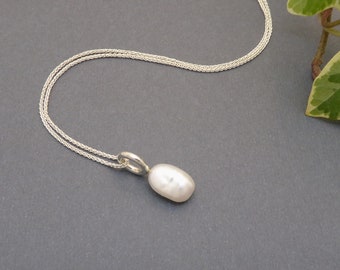 Sterling silver necklace-White baroque freshwater pearl-Minimalist-Handmade-Contemporary-June birthstone-Silver chain-Gift for her  (646b)