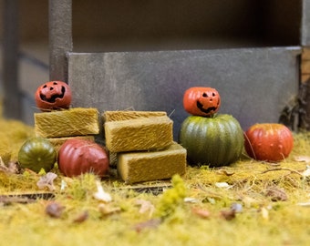 Halloween Pumpkin Scatter Miniature Autumn Resin Sculpture - OO Gauge - Diorama Landscape Seasonal Build