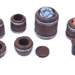 WWG Fantasy Village Set of Barrels - 28 mm Mittelalterliche Wargaming Geländemodell Landschaft