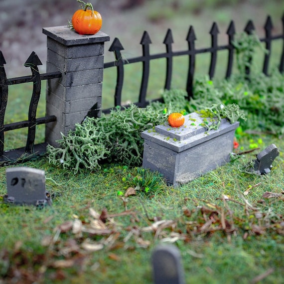 Dollhouse Halloween Graveyard Set - Miniature Tombstones, 6-Piece Spooky Scene
