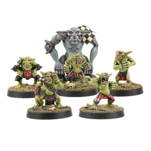 War World Gaming Goblin Gang with Troll - 28mm Fantasy Miniature Figures Troll Creature Middle Ages Team Collector Set Wargame Figure