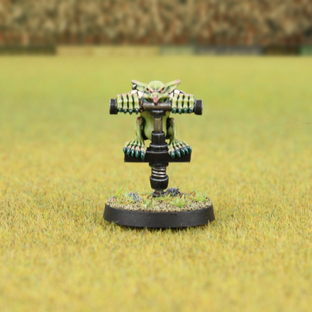 Figurine Blood Bowl - Slasher Le Blitzer (Greenskins) 28mm En Résine - War World Gaming - Neuf